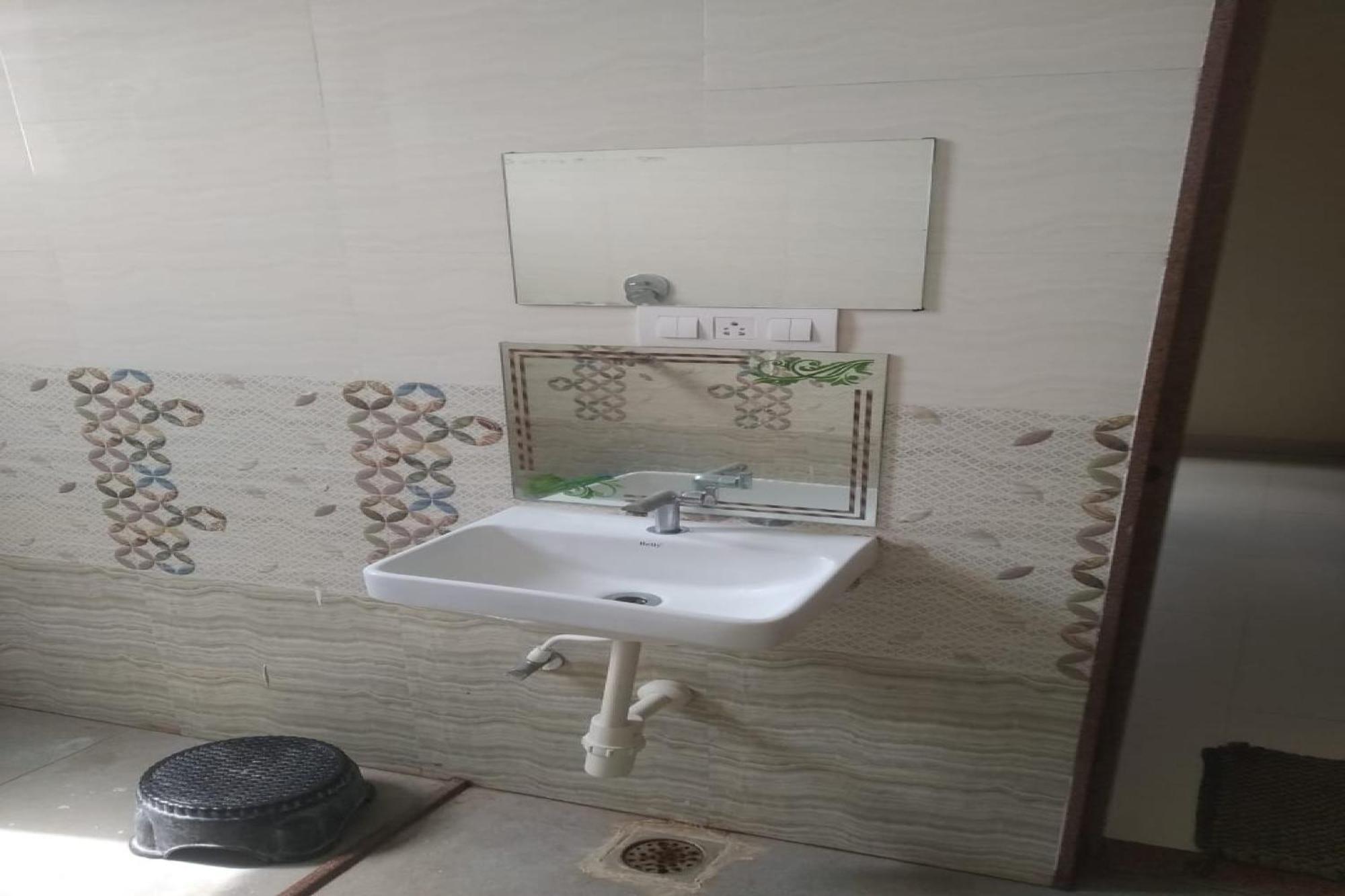 Hotel O Athitya Resort Sikar Kültér fotó